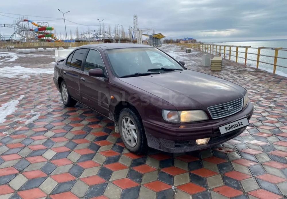 Максима машина ниссан