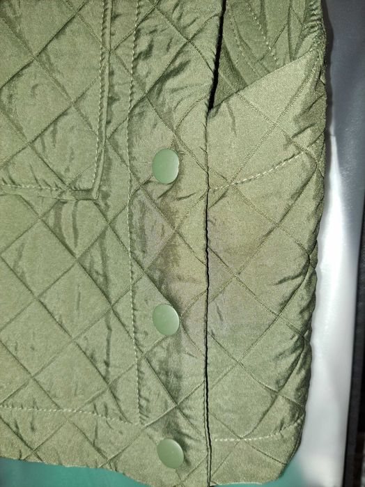 Vand vesta dama, matlasata Zara, de toamna