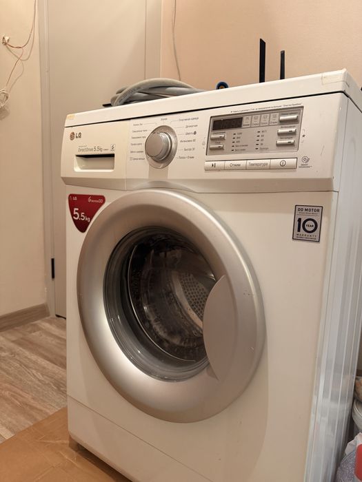Продам стиральную машину LG