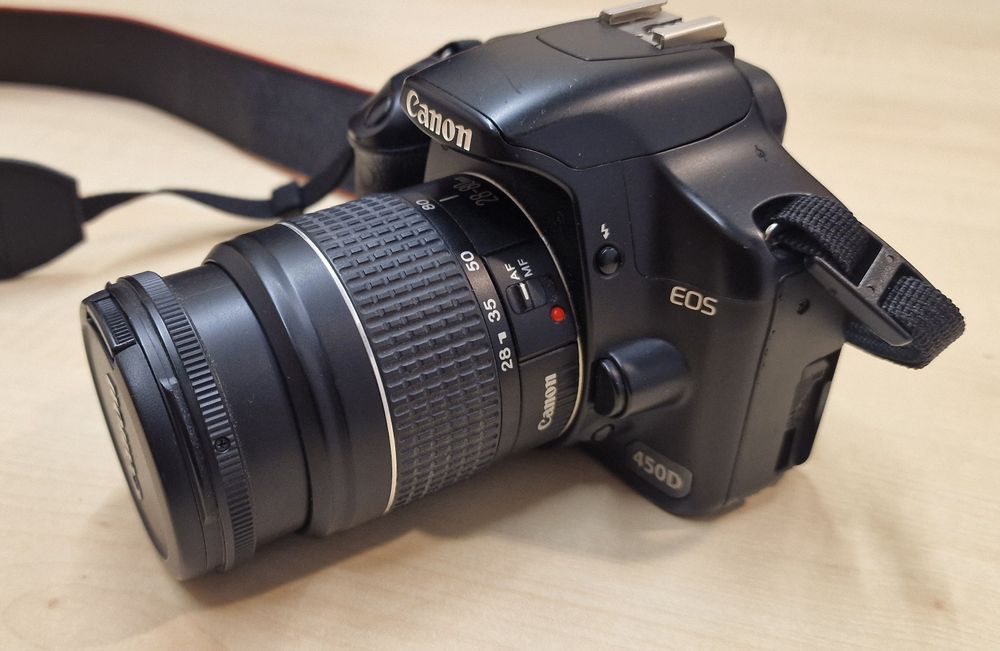 Canon EOS 450D DSLR