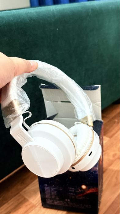 Срочно продаю наушники