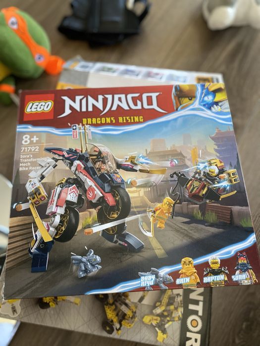 Играчки нови