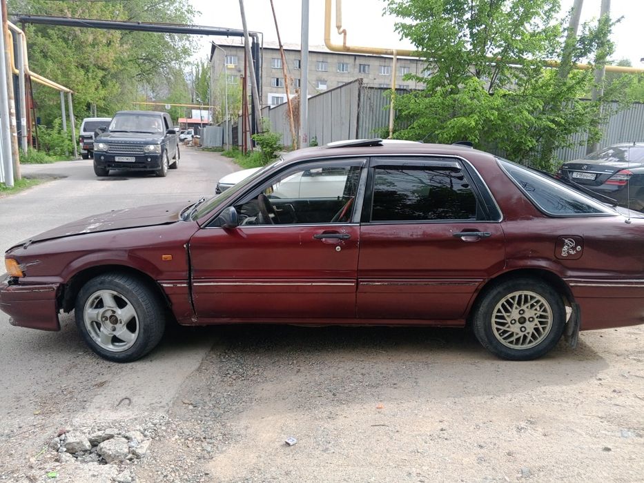 Продам митсубиси галант срочно