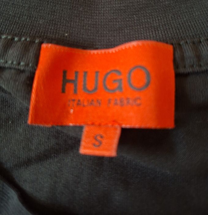 Tricou Hugo Boss negru si rosu