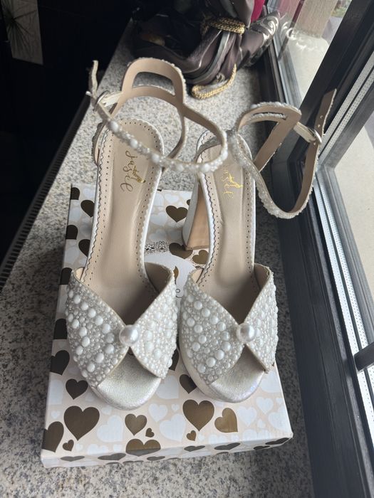 Pantofi platforma mireasa