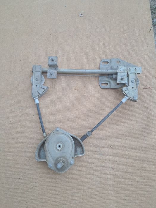 На ваз стеклоподемник продаётся