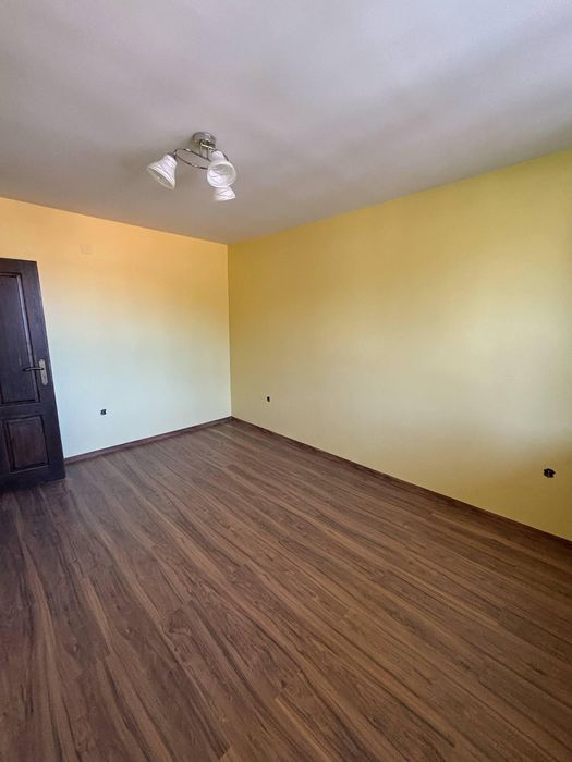 Дава се под наем Етаж от къща в Банкя - 65 кв.м за 500 € - Снимка #4