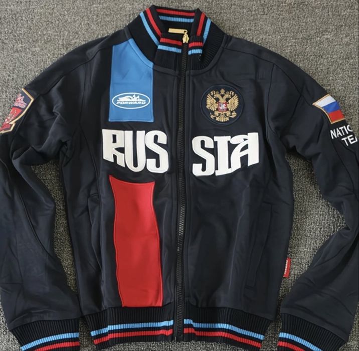 Продам Кофту Рашка