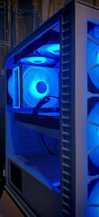 Топ Геймърско РС I5 14400/32Gb D5/1TB SSD/RX 6700XT 12Gb/WiFi&BT/Гаран