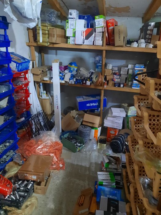 Vând afacere stoc de marfa