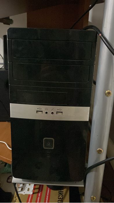 Продаётся компютер лджи срочно