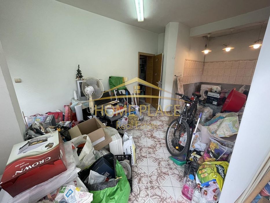 Продава се Магазин в Варна, Колхозен пазар - 65 кв.м за 1431 €/кв.м - Снимка #2