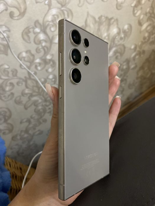 Продам самсунг S24ультра