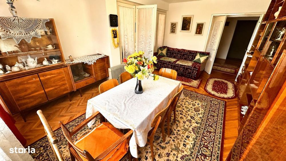 Apartament 3 camere semidecomandat,  Aleea Parcului, Bacău