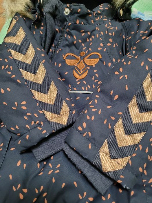 Детско зимно яке Hummel 74