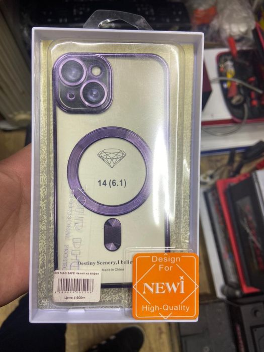 Чехлы для  айфонов