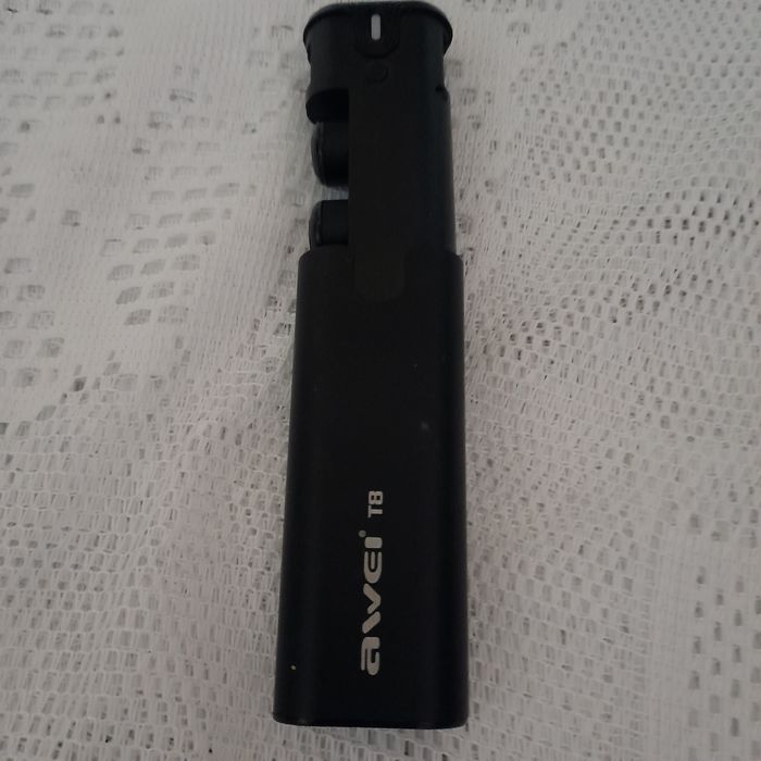 casti cu Bluetooth noi