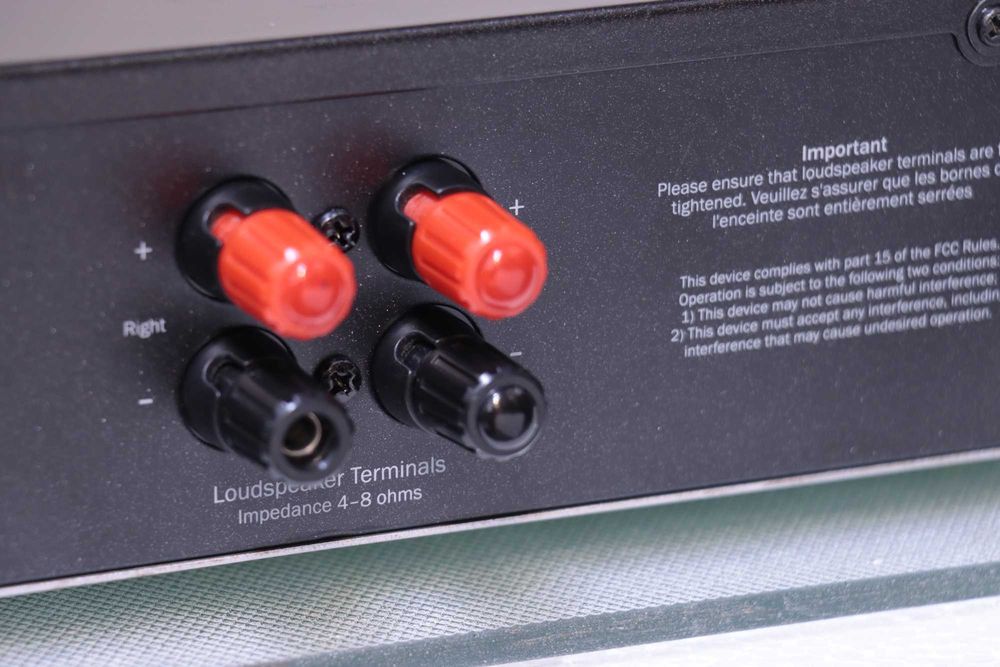 Amplificator Integrat Cambridge Audio Topaz AM5,2x45W.