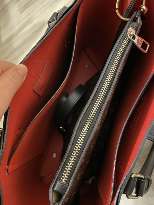 Дамска чанта 37 на 27 см