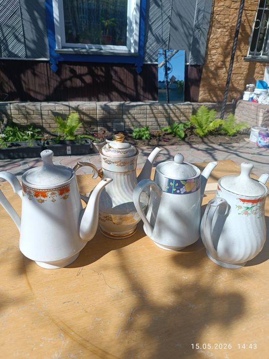Продам стаканы,вазы,чашки продамицы