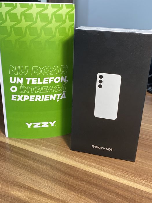 Samsung Galaxy s24 plus • 256 GB • Marble Gray