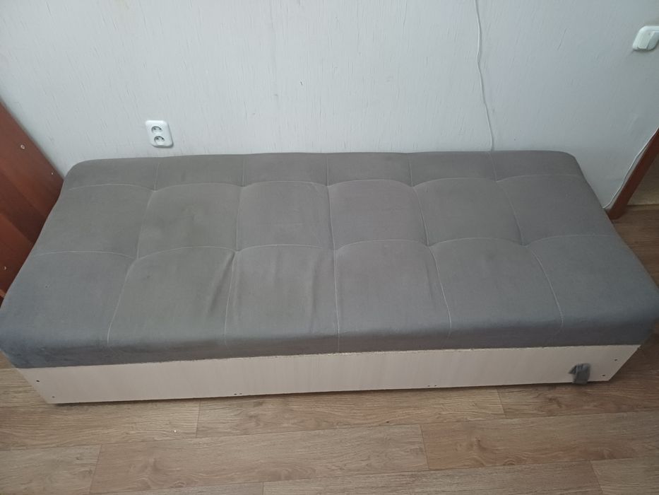Продам диван тахту