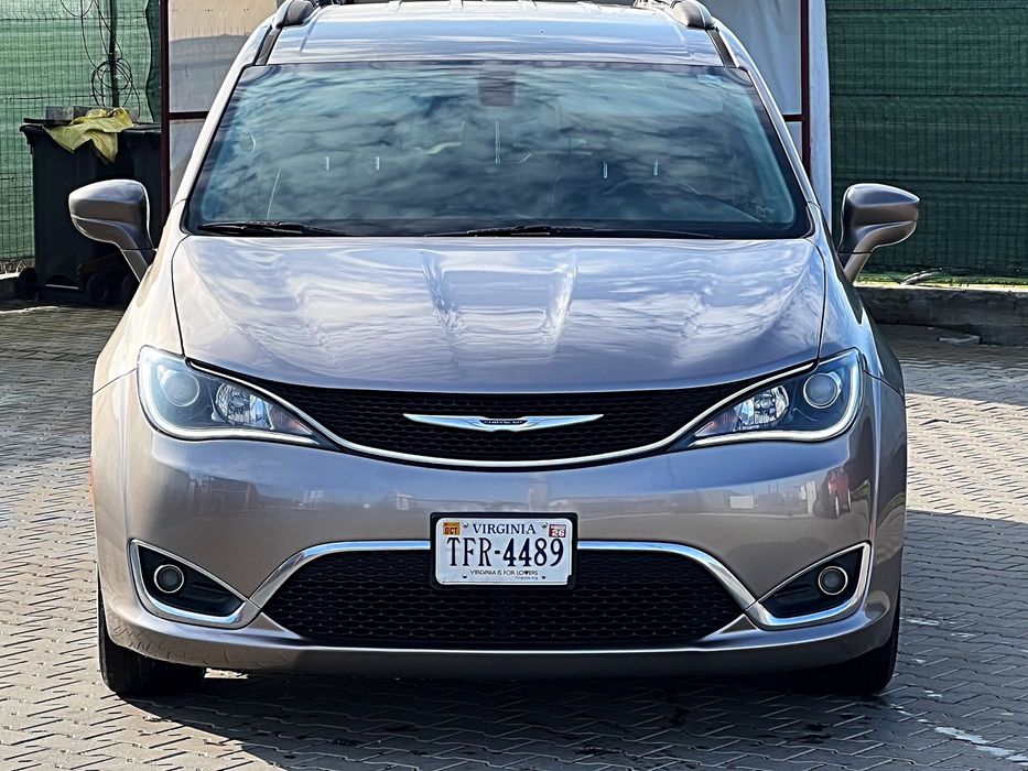 Chrysler Pacifica 3.6B//E6//2017//7Locuri//