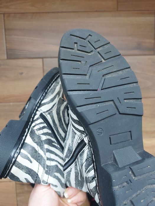 Боти за момиче 34 номер естествена кожа