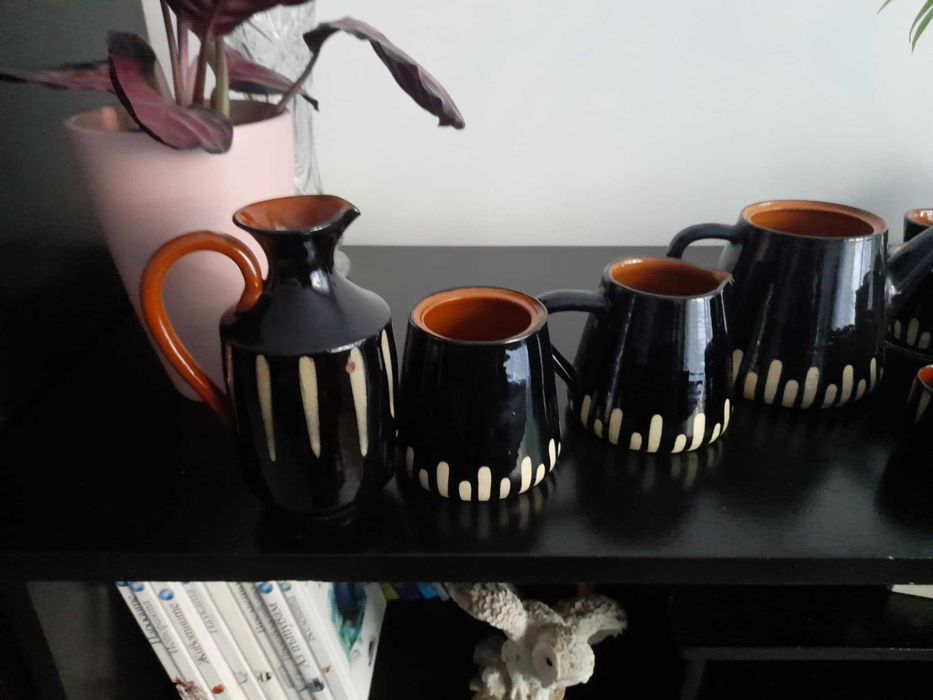 Стар битов сервиз за кафе и ракия глинена керамика