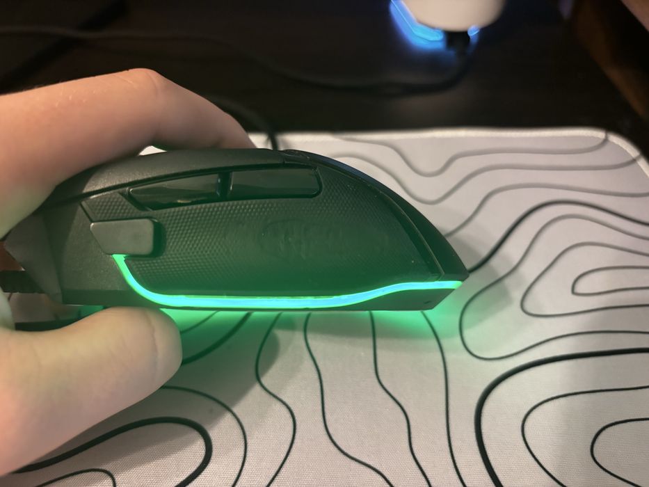 Vand mouse Razer Basilik V3