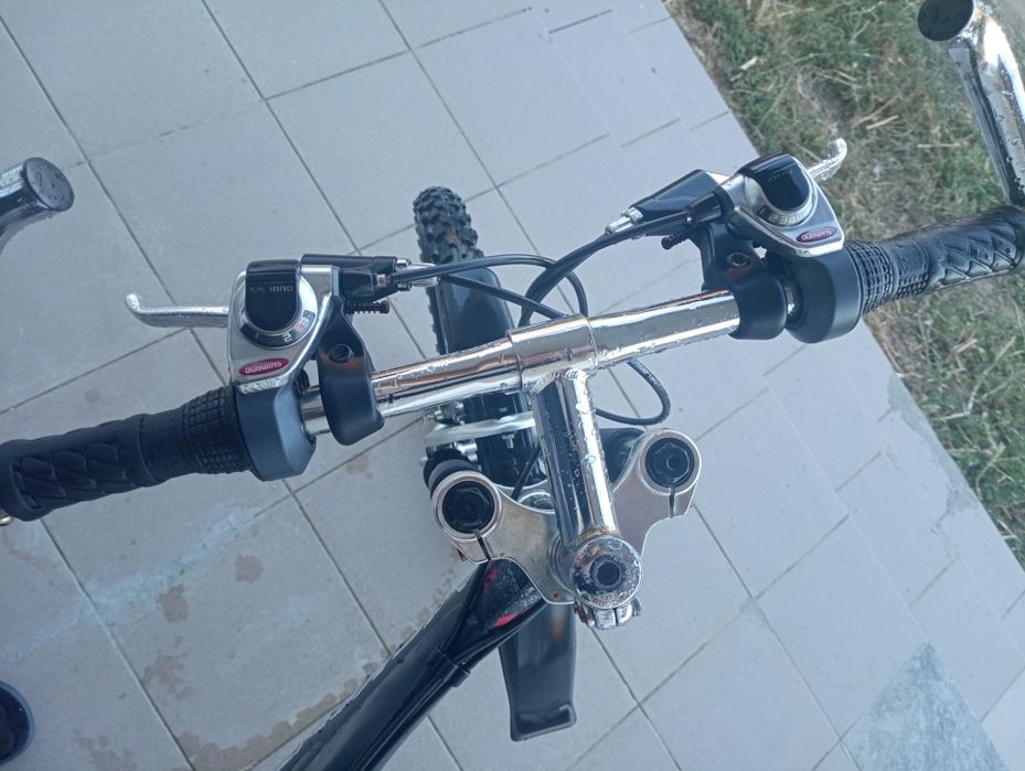 Bicicletă stare excepțională cauciucuri noi 0 km