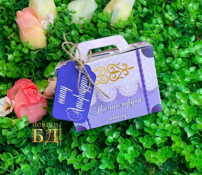 Банбоньерки, растяжки для различных праздников.