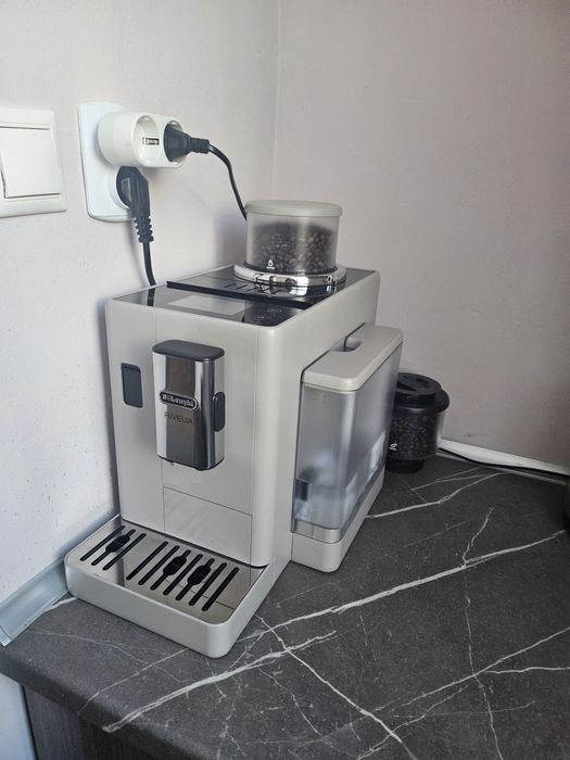 DeLonghi Rivelia