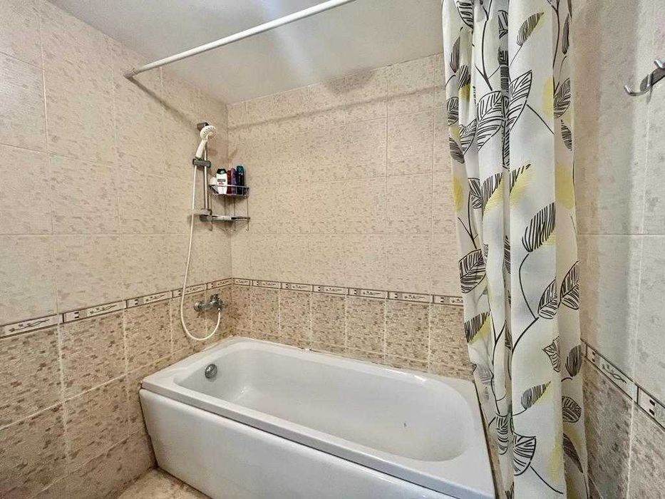 Предлагаме голям двустаен апартамент в Слънчев Бряг с морска гледка!