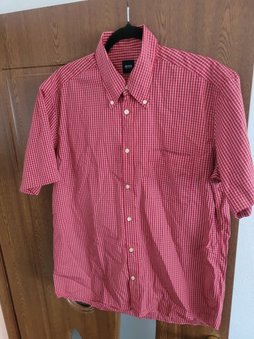 Hugo Boss,camasa  nouă