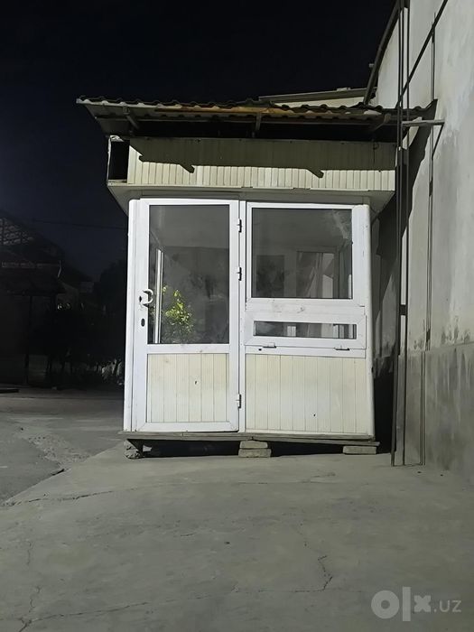 Ko'chma do'kon sotiladi