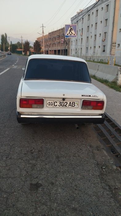 Лада 2107 сотилади
