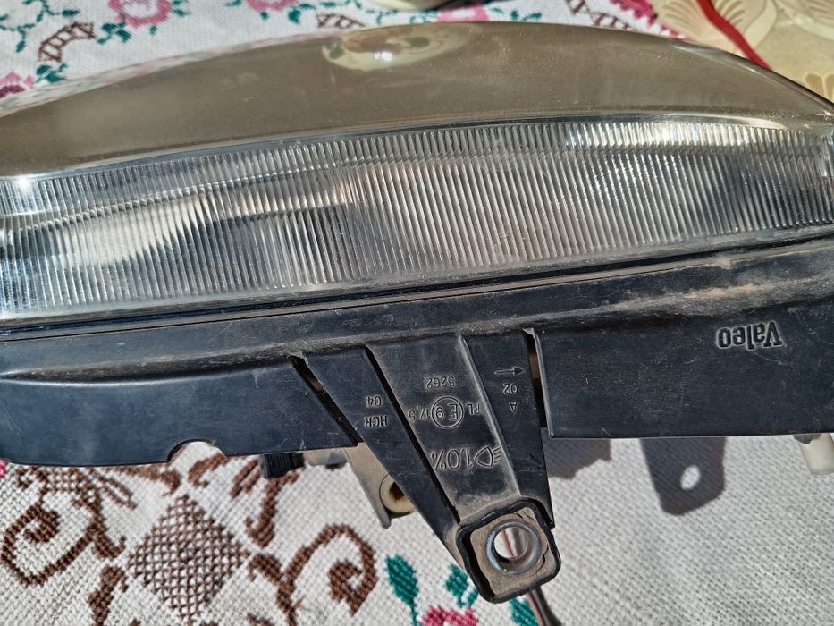 Far polo 6N2 partea stg sofer