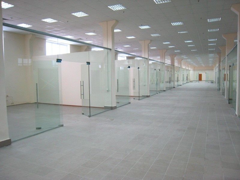 Dushavoy kabinalar.Душевые кабины.Перегородка стеклянние.Фасадние