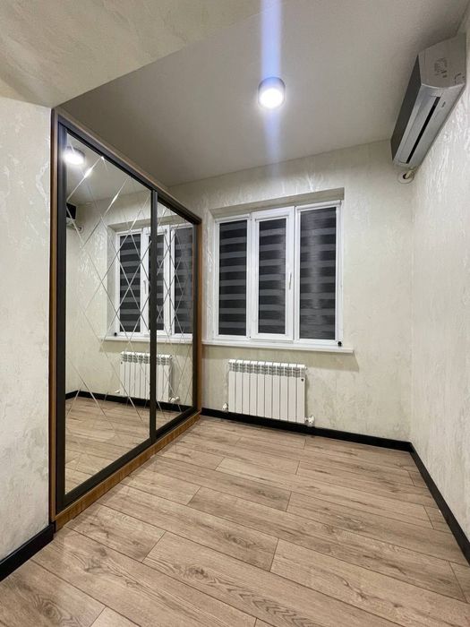 2 ком. Квартира 43 м2 на Ц-5. Ор-р: университет Журналистики