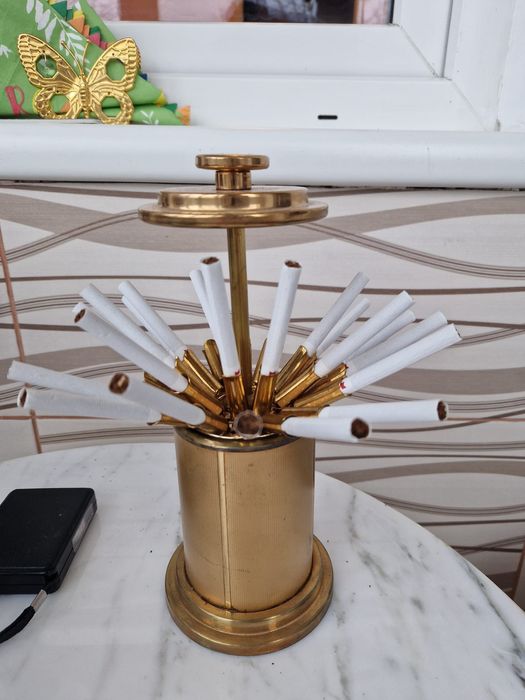 Suport metalic tigarete