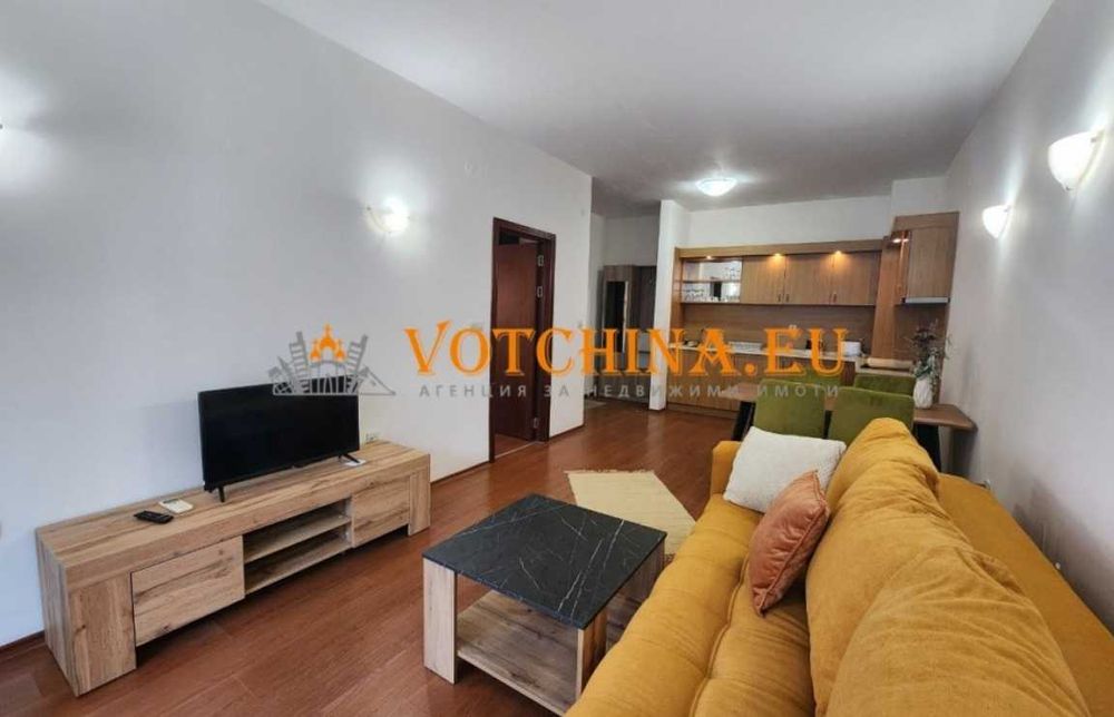 Продава се Двустаен апартамент в Варна, Център - 73 кв.м за 674 €/кв.м - Снимка #1