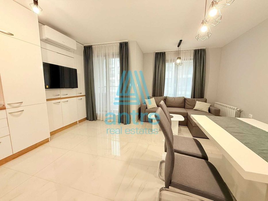 Дава се под наем Двустаен апартамент в София, Кръстова вада - 65 кв.м за 747.66 € - Снимка #2