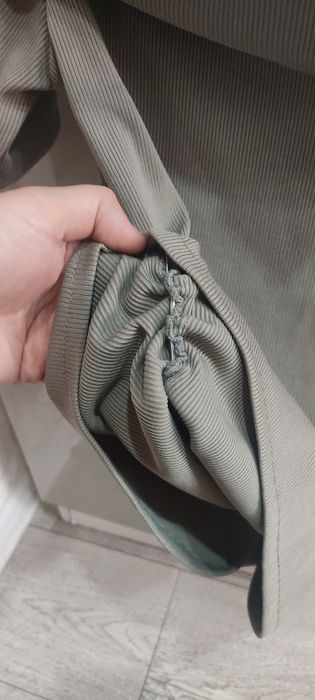 Продаю лонгслив не дорого