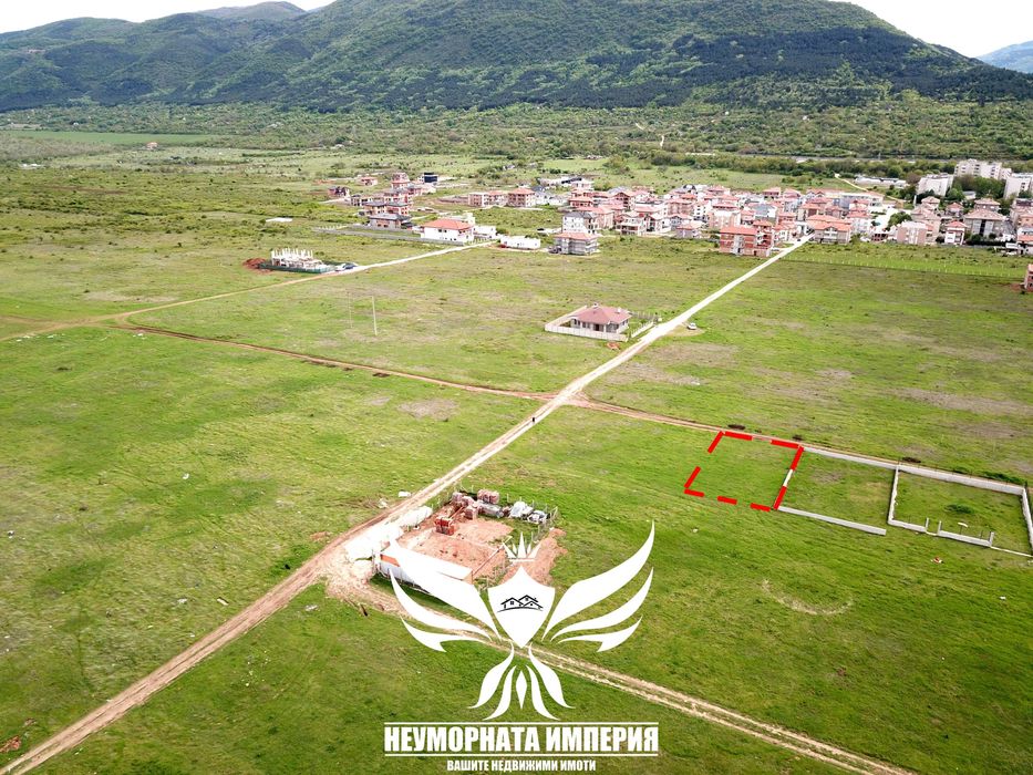 Продавам парцел УПИ 341кв.м. вътрешна линия в местност Шкилово на кв.Изток в гр.Асеновград