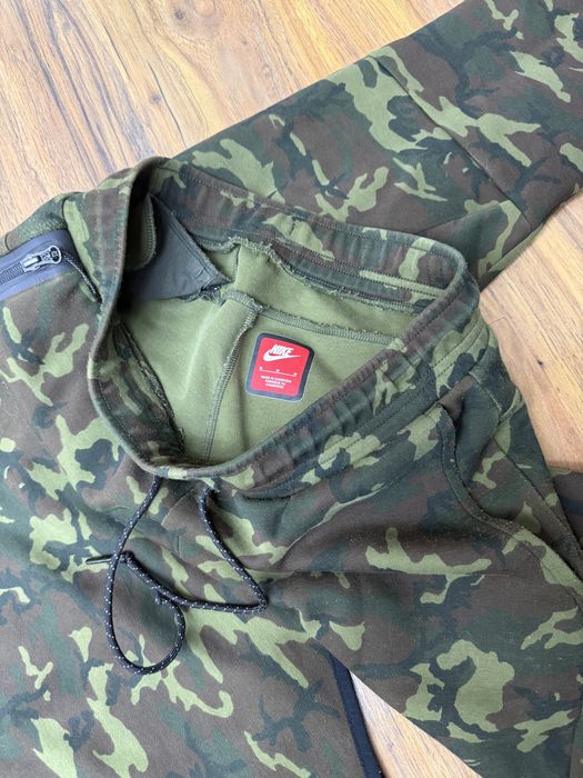 Nike Tech Fleece Camo Комплект - Размер М