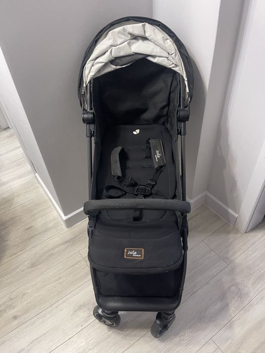 Прогулочная коляска Joie Signature