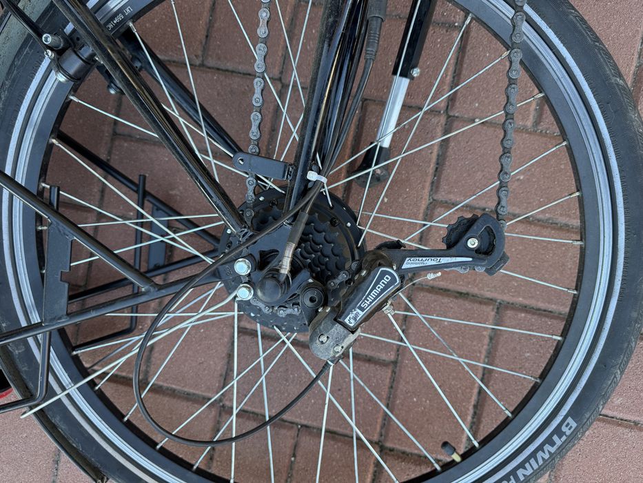 Bicicleta de oras cu roti de 26 electrica