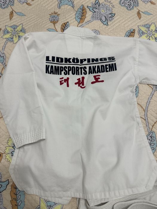 Kimono 140 cm stare buna