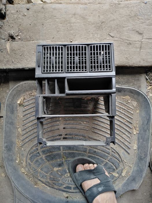 Запчасти на ауди 80 в3